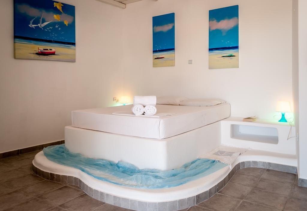 Paleochori Studios (Adults Only) Paliochori Phòng bức ảnh